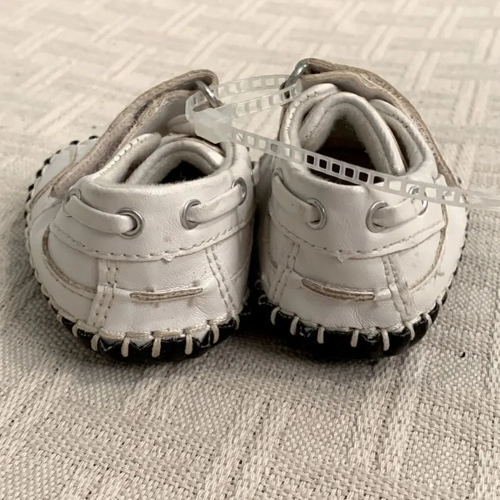 Children’s Place, White leather baby shoes